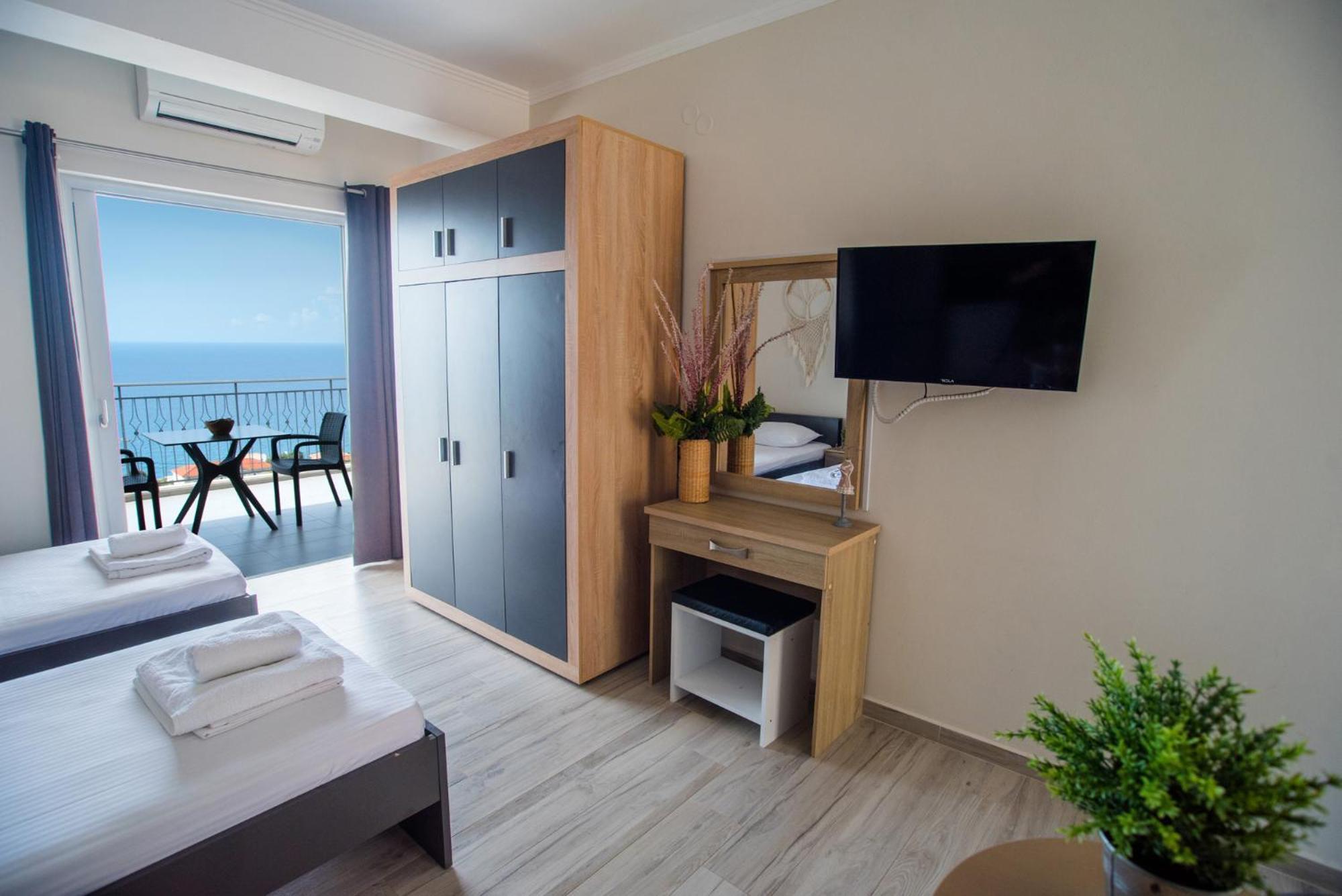 Nirvana Homes Vlachata Bagian luar foto