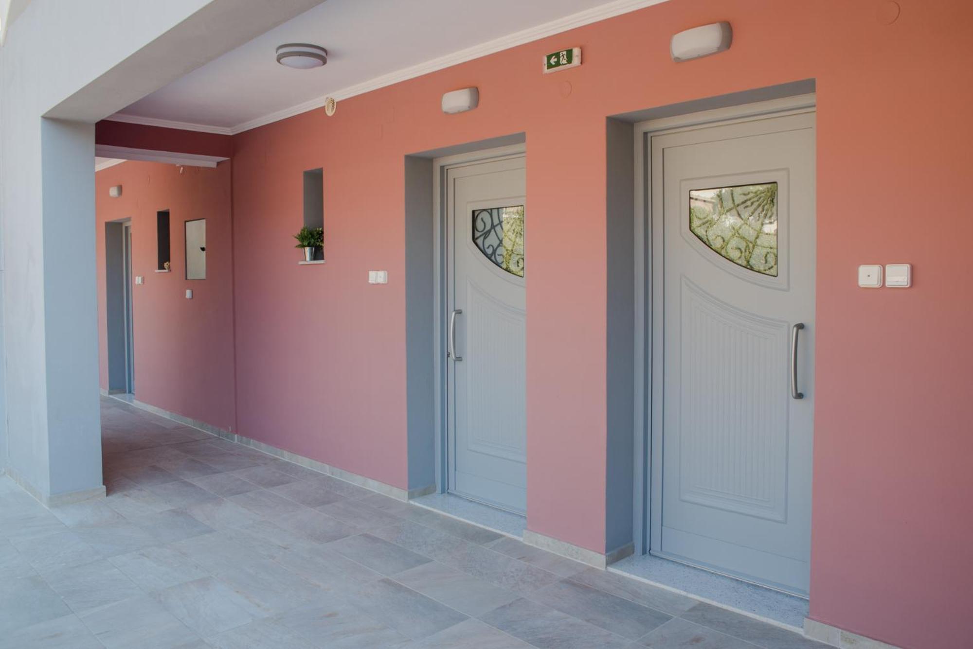 Nirvana Homes Vlachata Bagian luar foto